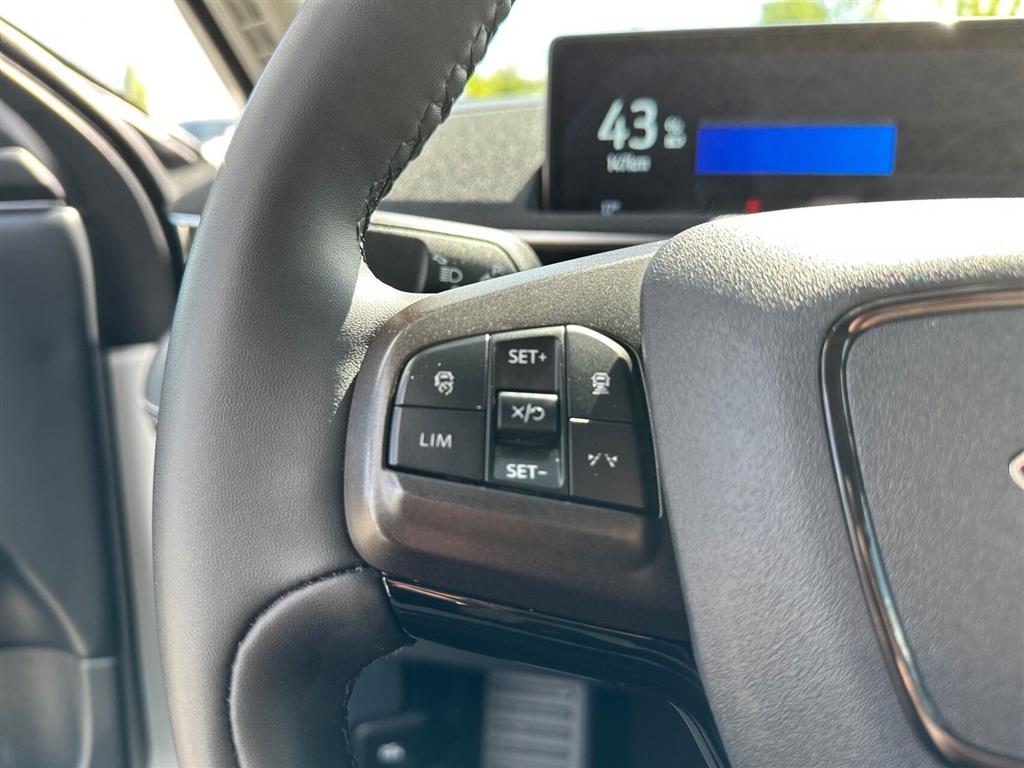 Ford Mustang Mach-E SR billede 15