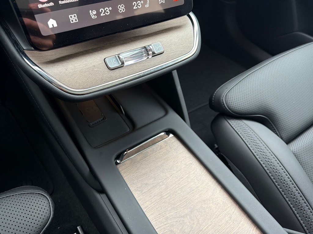 Volvo ES90 Ultra billede 15