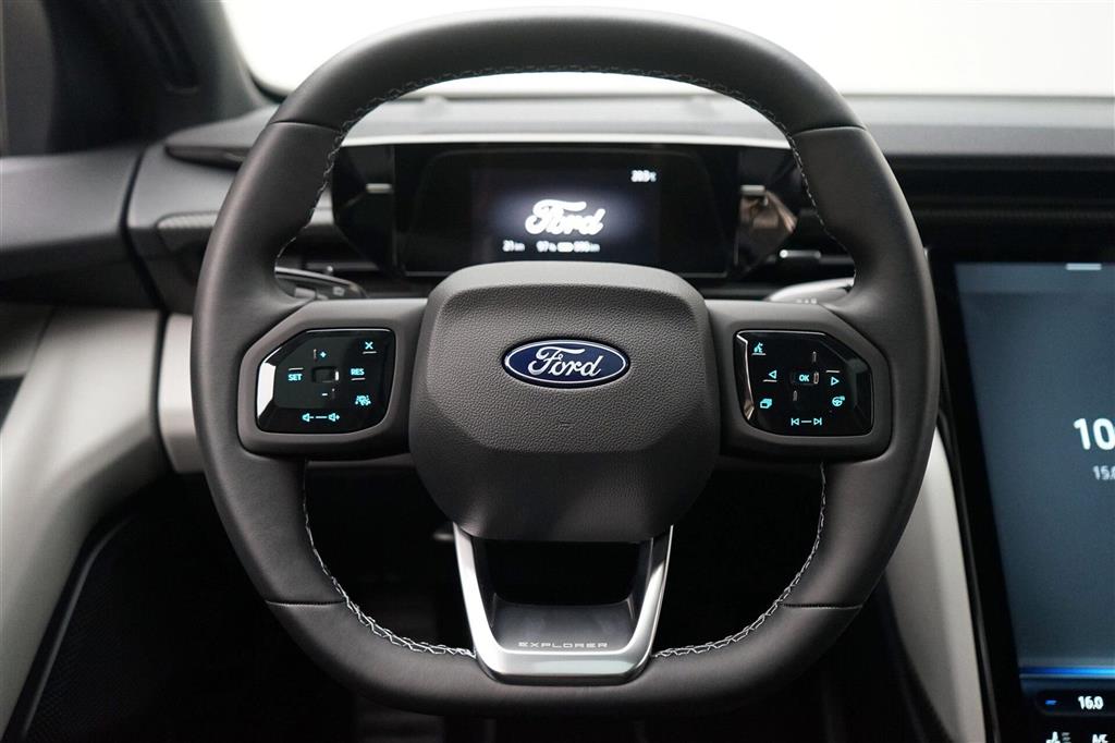 Ford Explorer UR Premium billede 6
