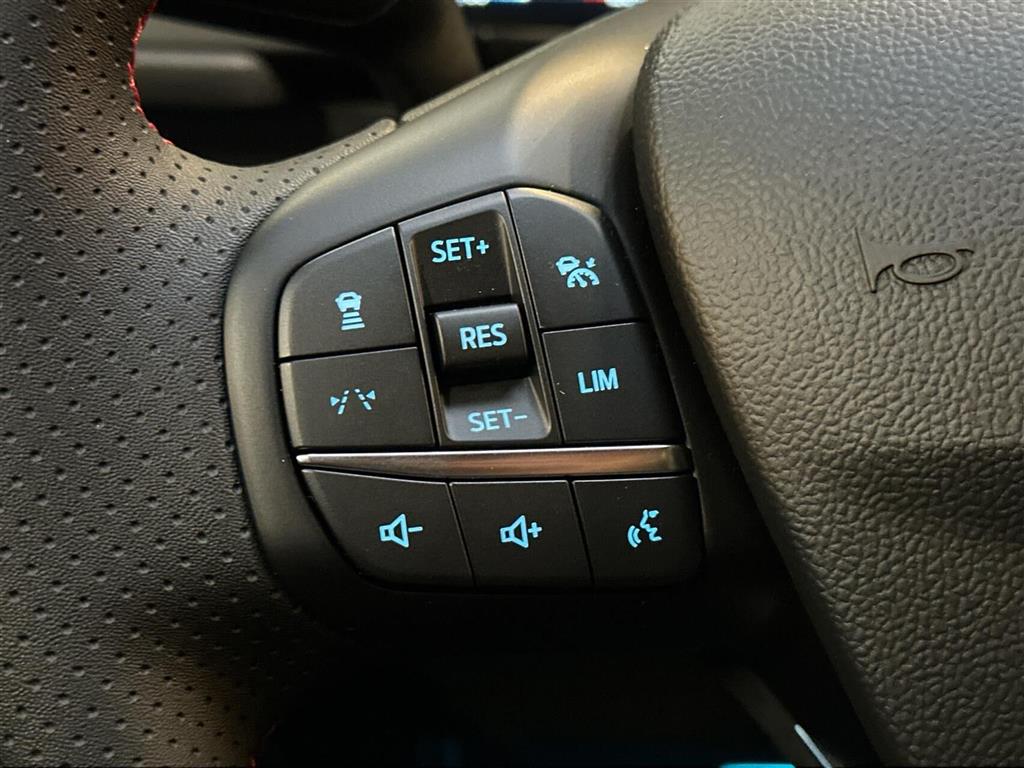 Ford Kuga ST-Line X billede 15