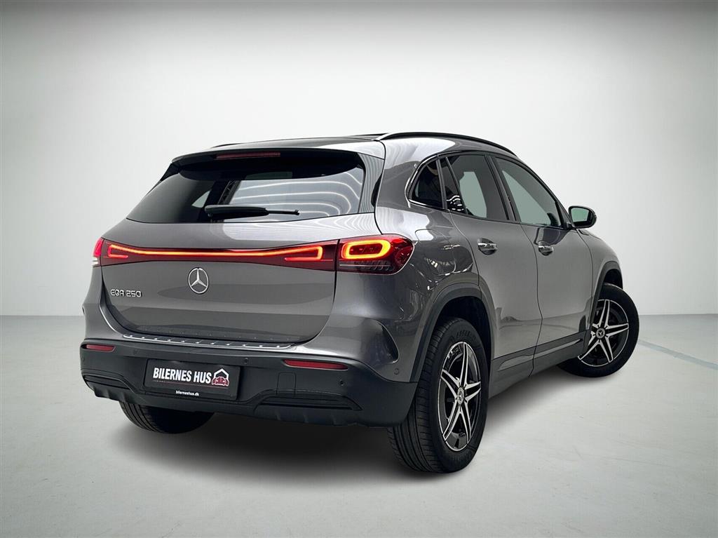 Mercedes-Benz EQA 250 AMG Line billede 2