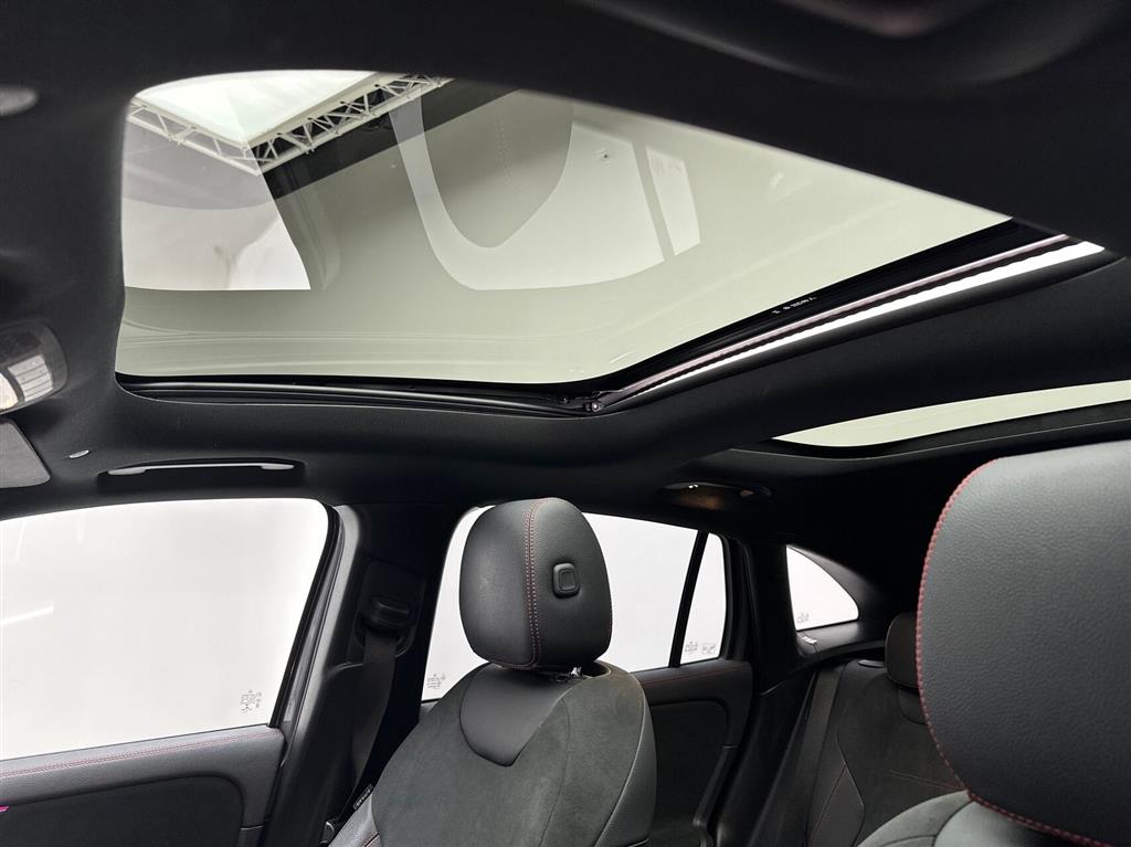 Mercedes-Benz EQA 250 AMG Line billede 24