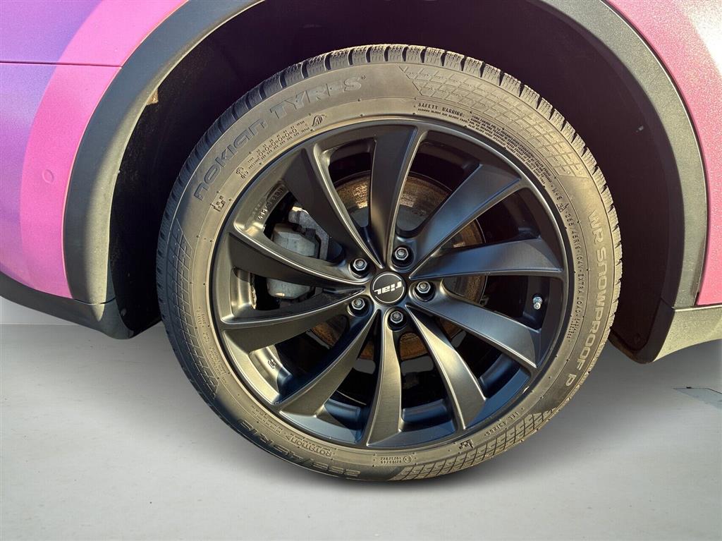 Tesla Model Y Long Range billede 10