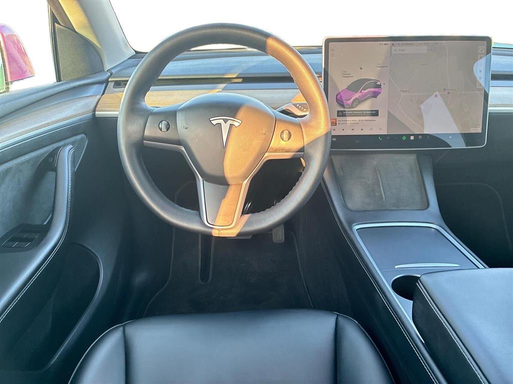 Tesla Model Y Long Range billede 11