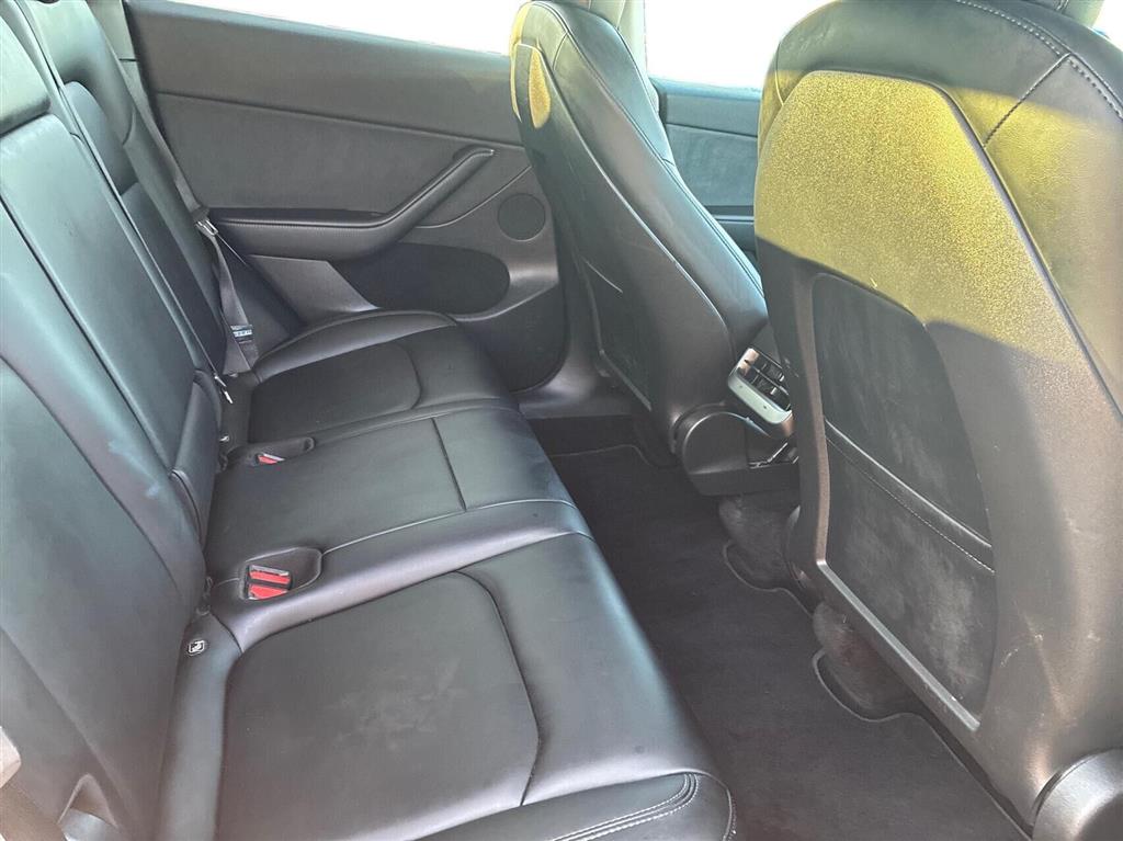 Tesla Model Y Long Range billede 14