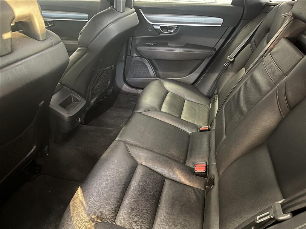 Volvo V90 Momentum billede 10