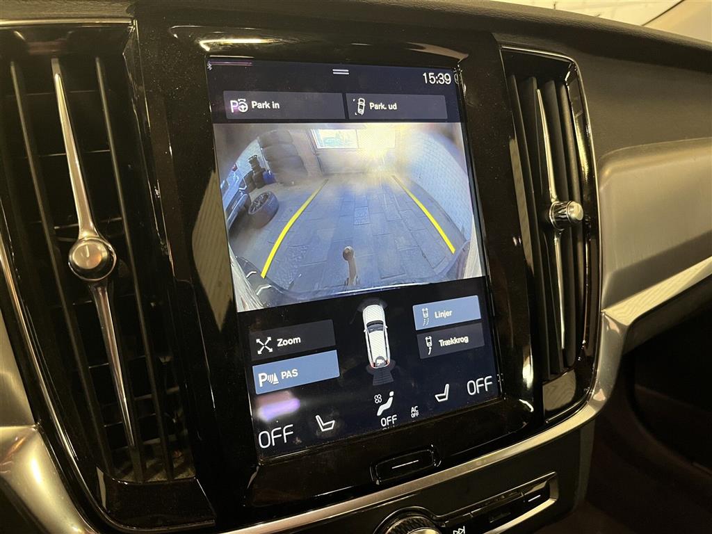 Volvo V90 Momentum billede 8