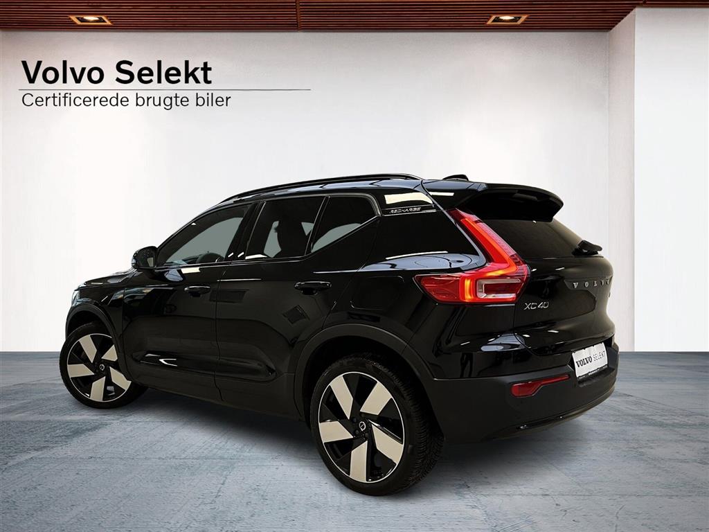 Volvo XC40 Plus billede 2