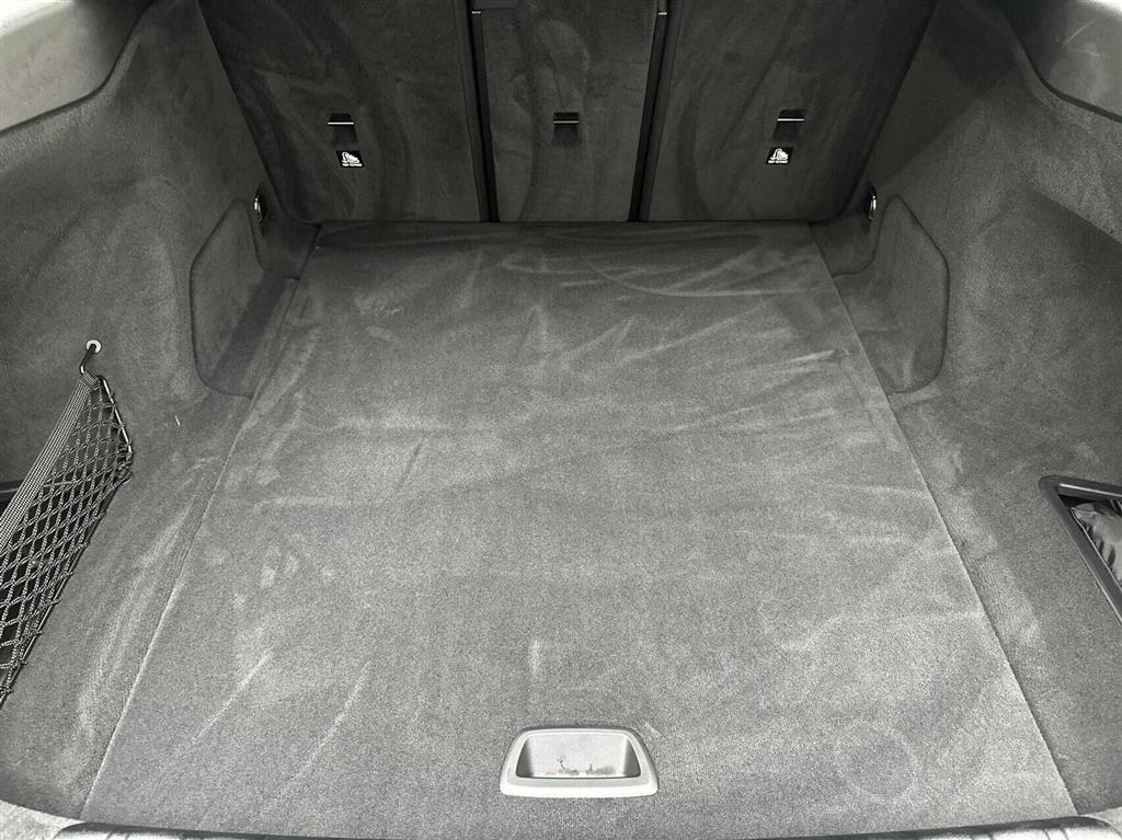 BMW i4 Charged M-Sport billede 14