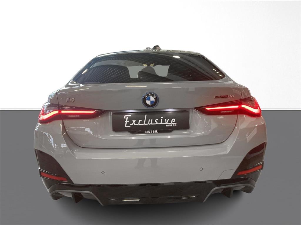 BMW i4 Charged M-Sport billede 7