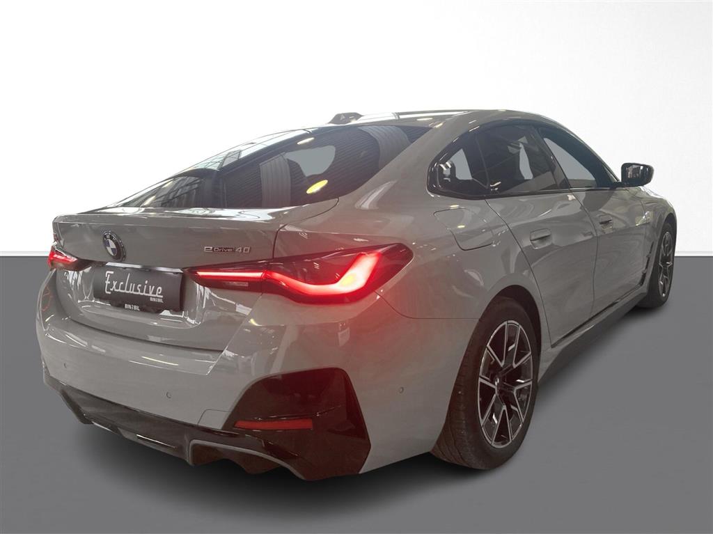 BMW i4 Charged M-Sport billede 10