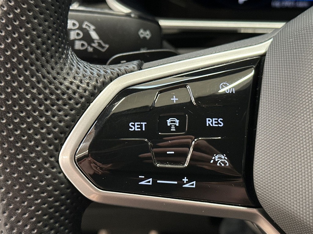 VW T-Roc R-Line billede 15