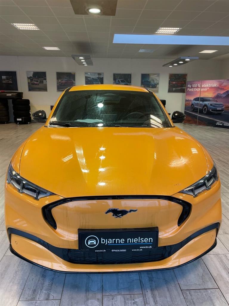 Ford Mustang Mach-E UR Premium