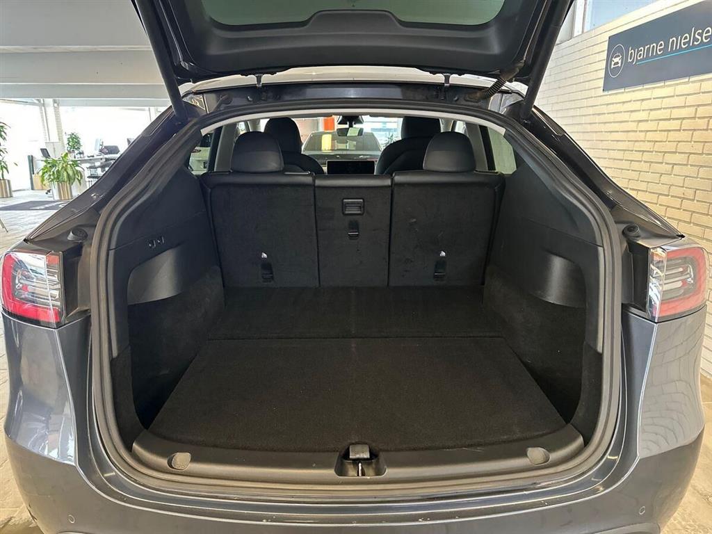 Tesla Model Y Long Range billede 8
