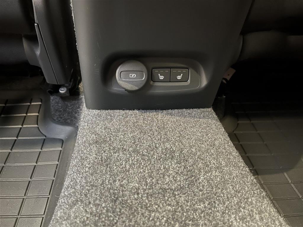 Volvo EC40 Black Edition Plus billede 19