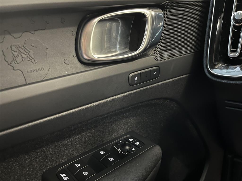 Volvo EC40 Black Edition Plus billede 8