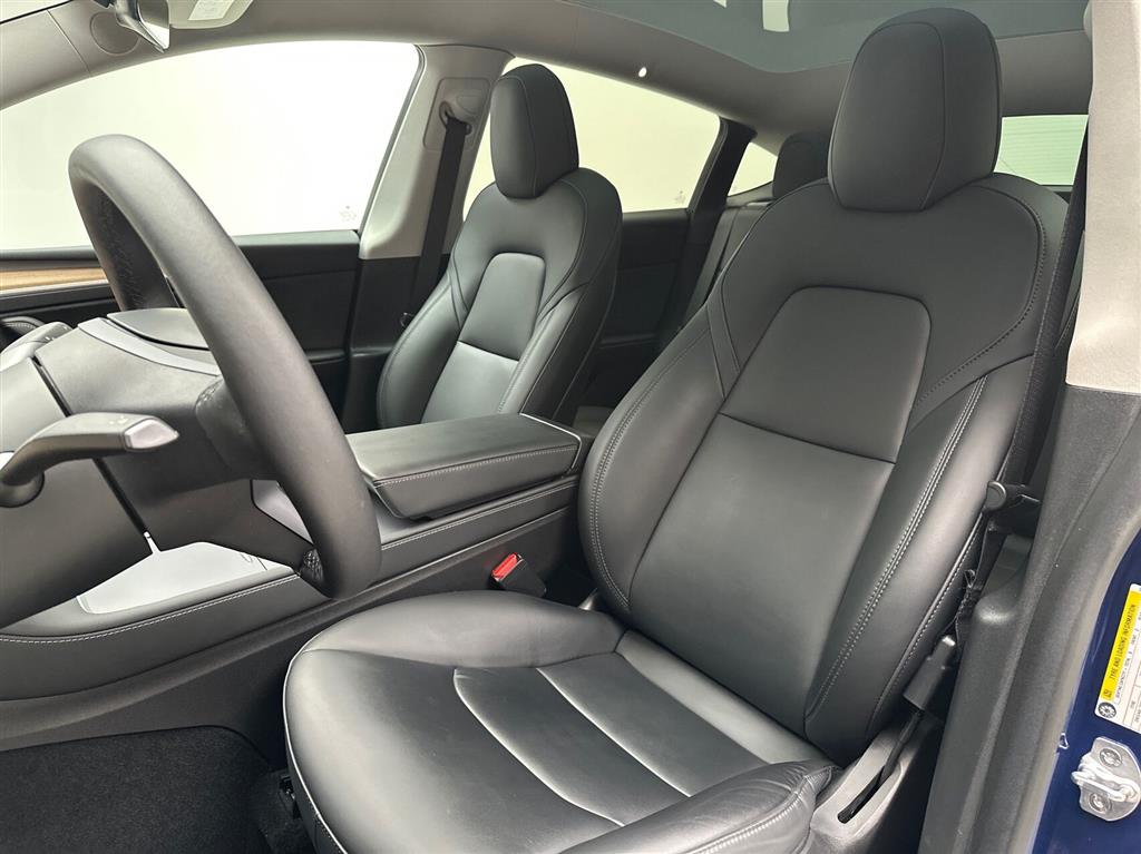 Tesla Model Y Long Range billede 18