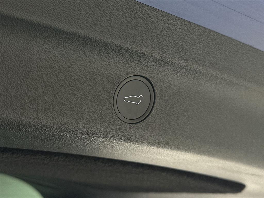 Tesla Model Y Long Range billede 20