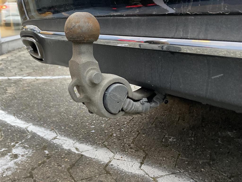 Mercedes-Benz E300 e AMG Line billede 2