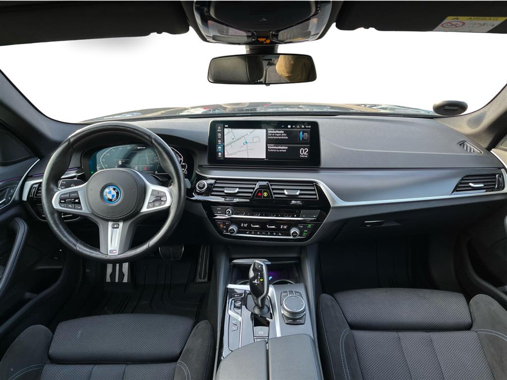 BMW 545e M-Sport billede 12
