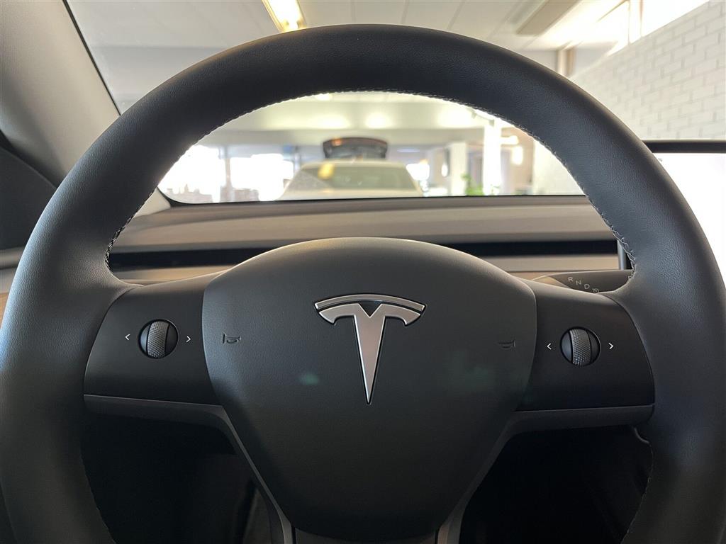 Tesla Model Y Long Range billede 9