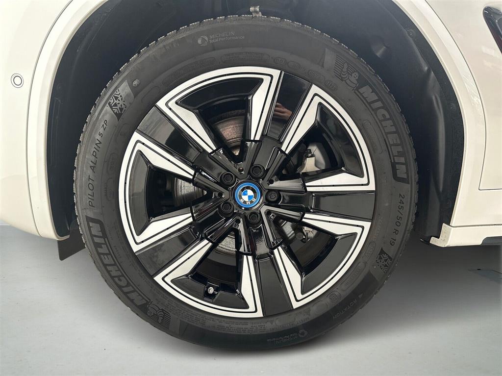 BMW iX3 M-Sport Charged billede 9