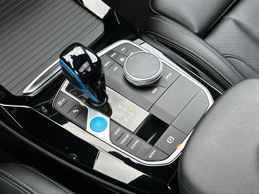 BMW iX3 M-Sport Charged billede 17