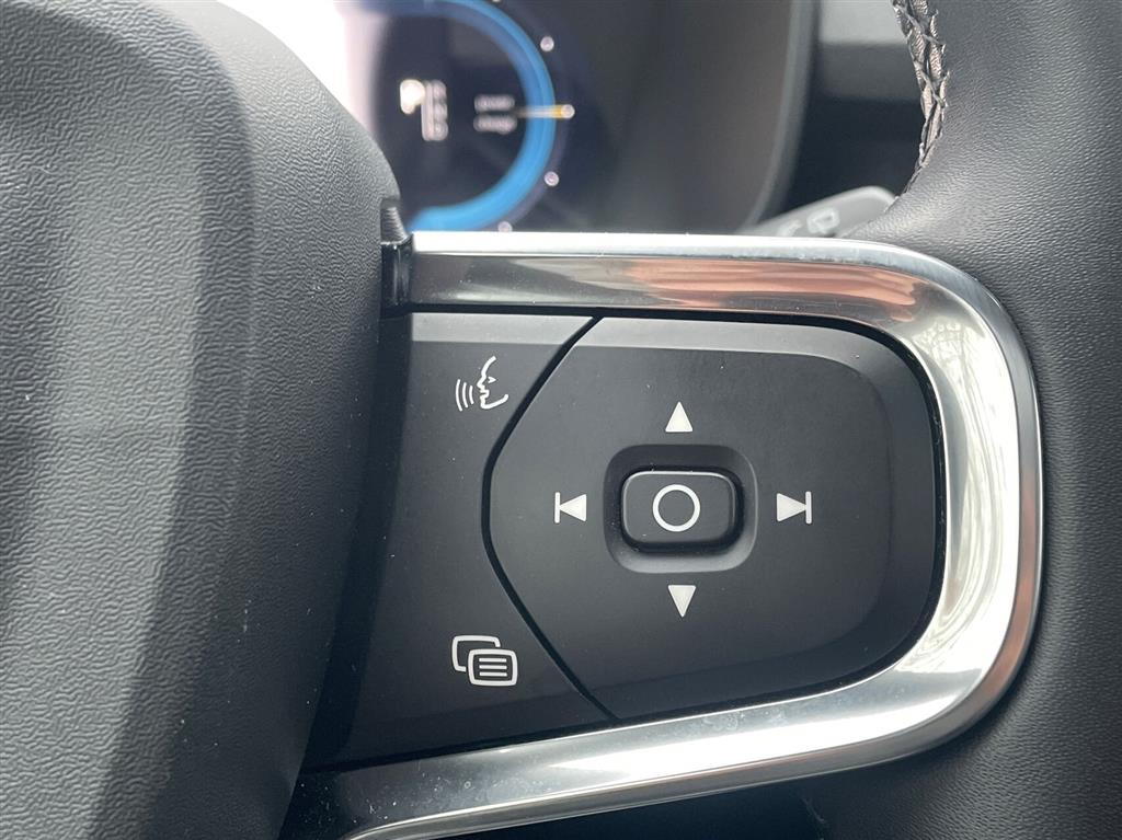 Volvo EX40 Black Edition billede 18