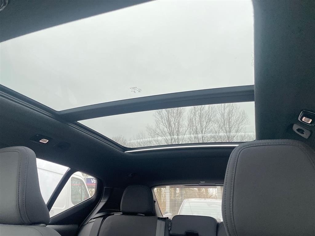 Volvo EX40 Black Edition billede 26