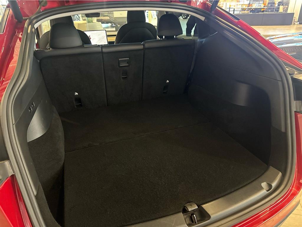 Tesla Model Y Long Range billede 20