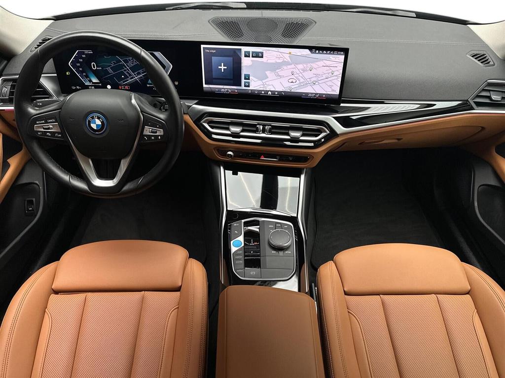 BMW i4 Charged billede 5