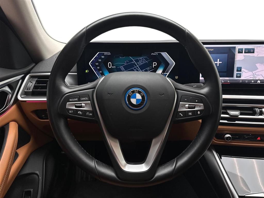 BMW i4 Charged billede 10