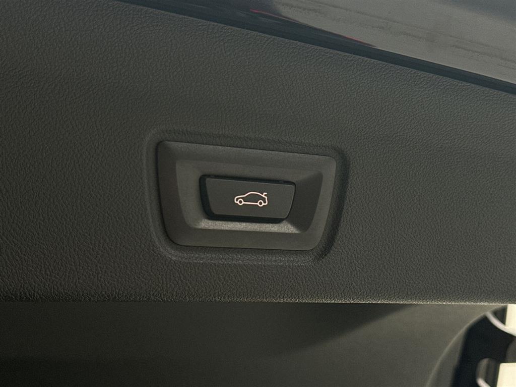 BMW i4 Charged billede 20