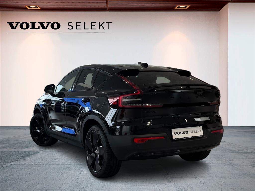 Volvo EC40 Black Edition billede 2