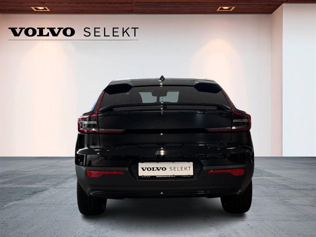 Volvo EC40 Black Edition billede 5