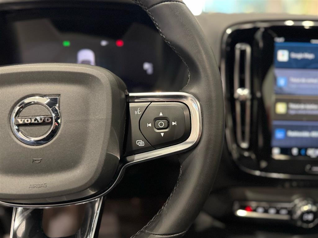 Volvo EC40 Black Edition billede 18