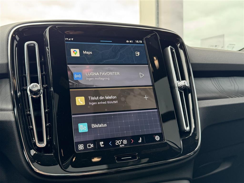 Volvo EX40 Black Edition billede 8