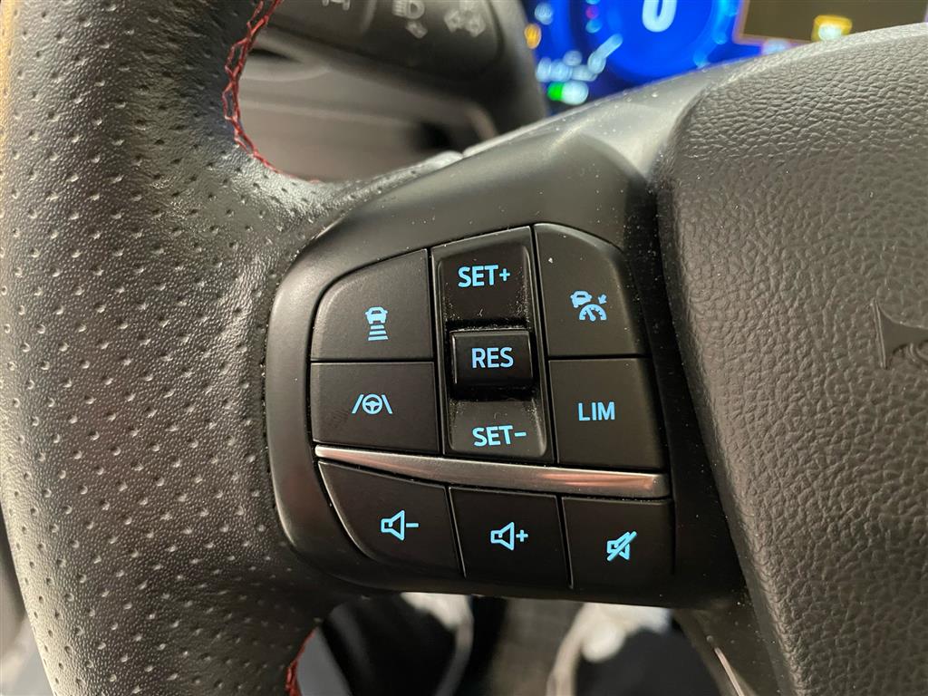 Ford Kuga ST-Line billede 8