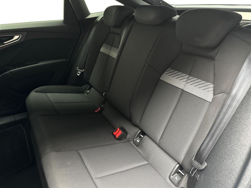 Audi Q4 S Line Edition billede 13
