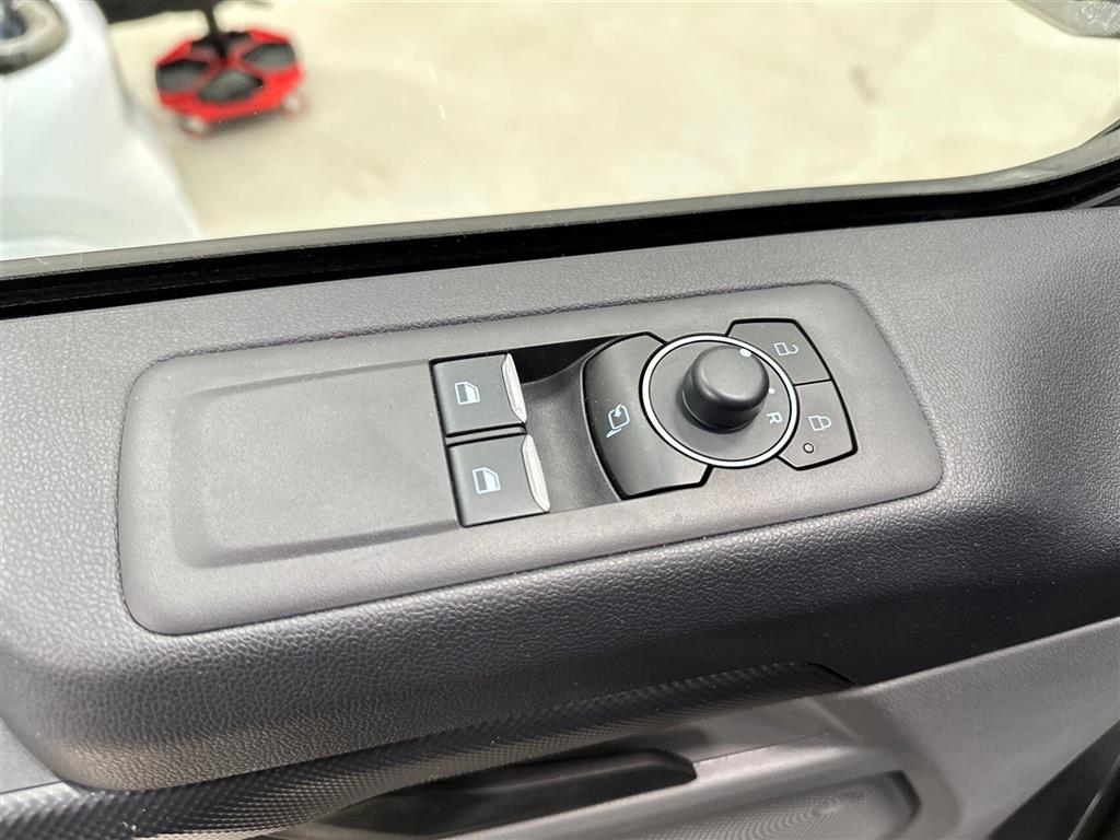 Ford Transit Custom Limited billede 15