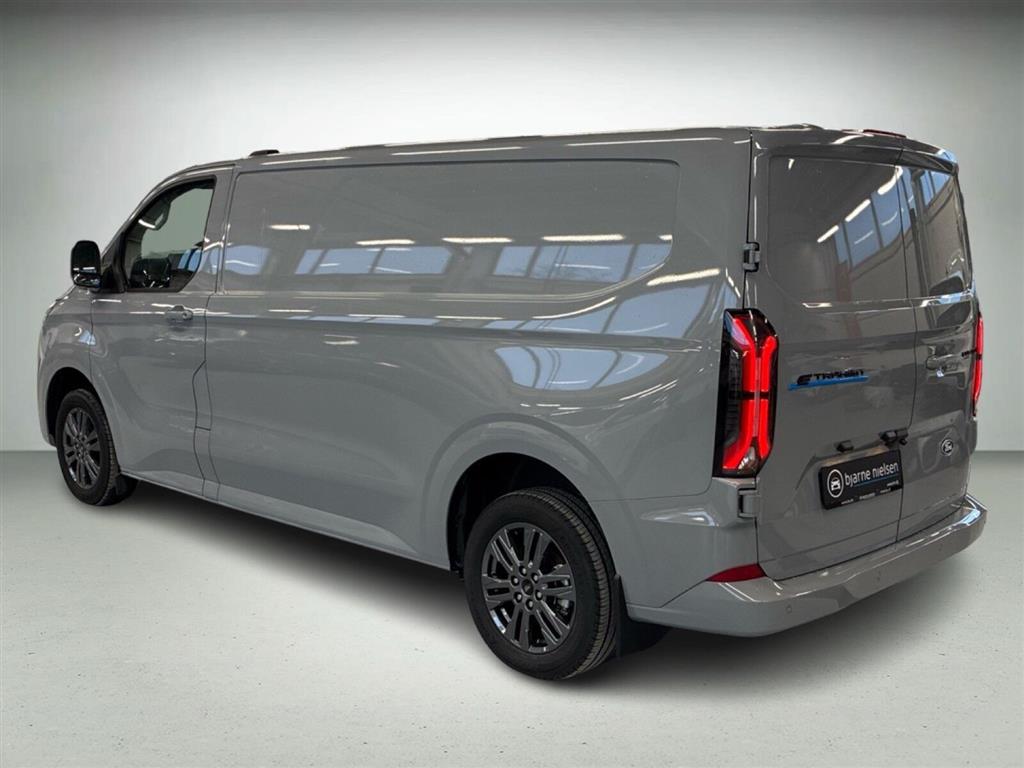 Ford E-Transit Custom Limited billede 4