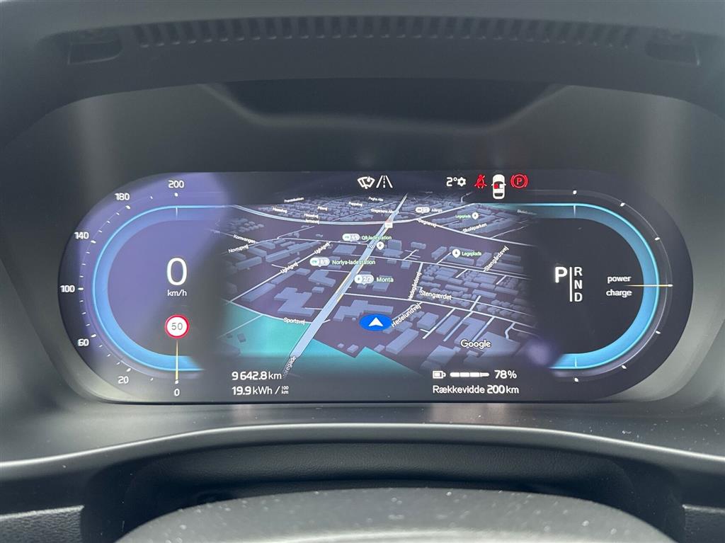 Volvo XC40 Plus billede 14