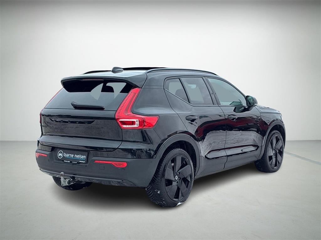 Volvo EX40 Black Edition billede 2
