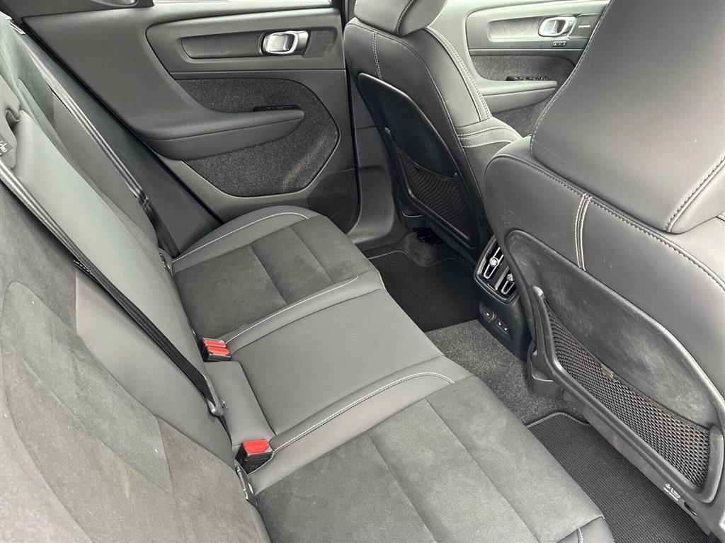 Volvo EX40 Black Edition billede 12