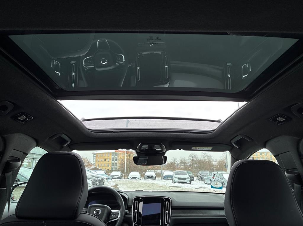 Volvo EX40 Black Edition billede 23