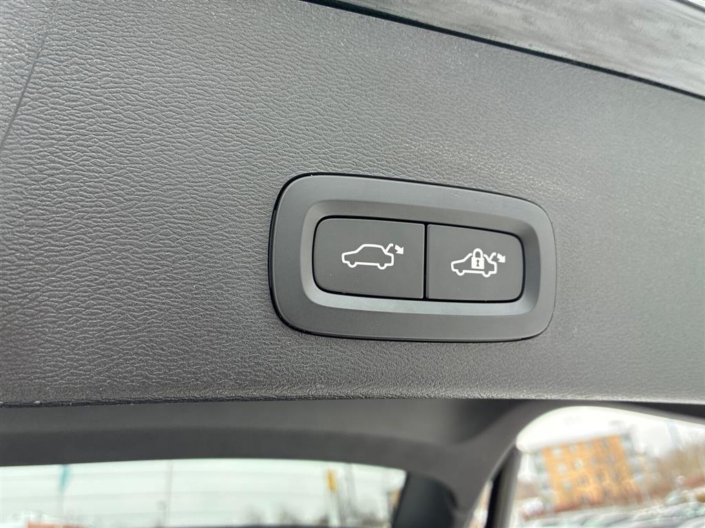 Volvo EX40 Black Edition billede 24