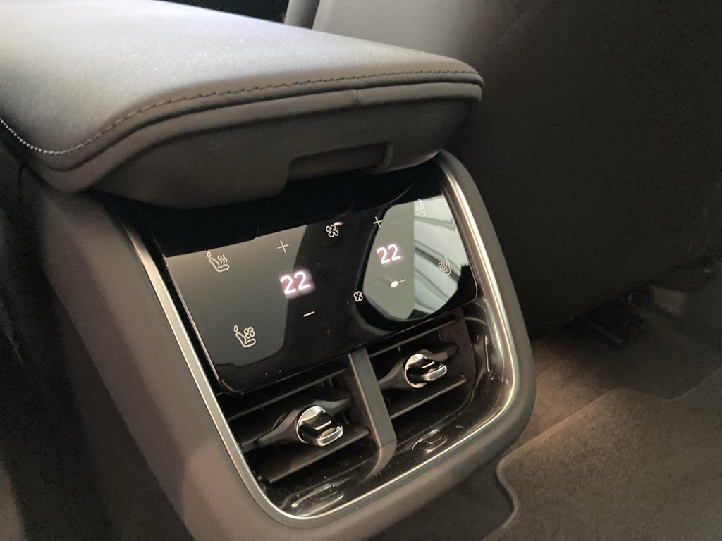 Volvo ES90 Ultra billede 18