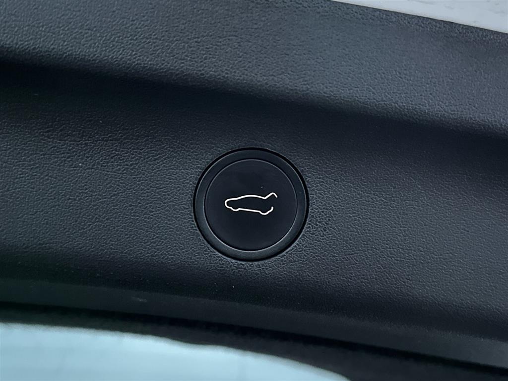 Tesla Model Y Performance billede 17