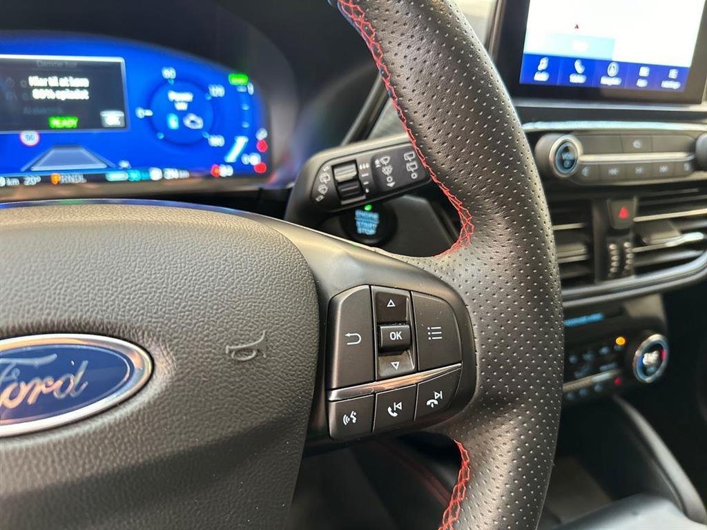 Ford Kuga ST-Line X billede 13