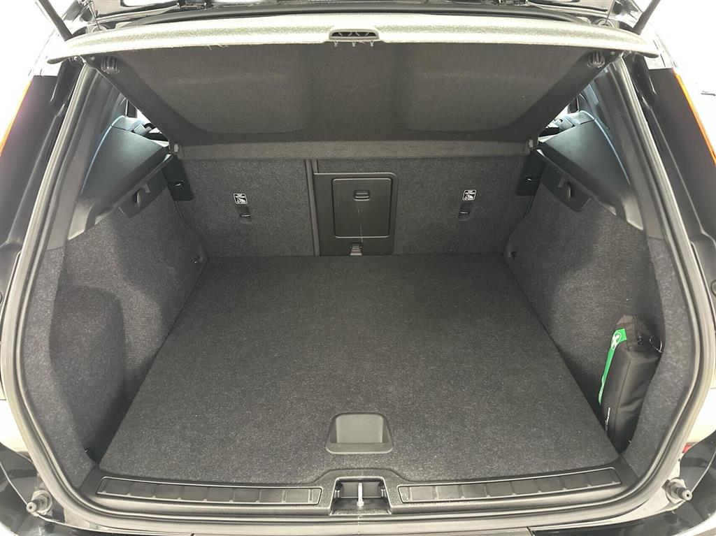 Volvo XC40 Core billede 14